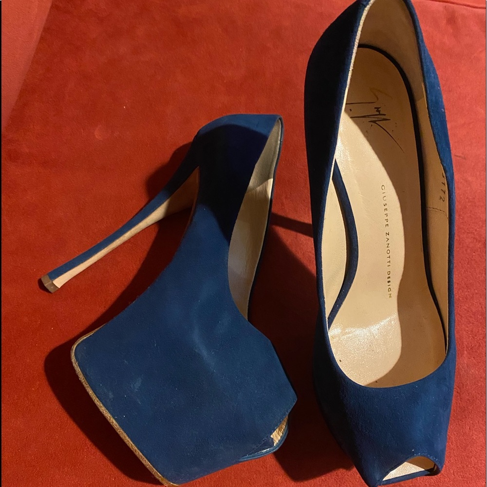 Giuseppe Zanotti platform pumps